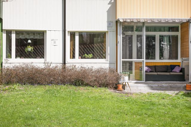 Trevlig inglasad uteplats i sydvästläge