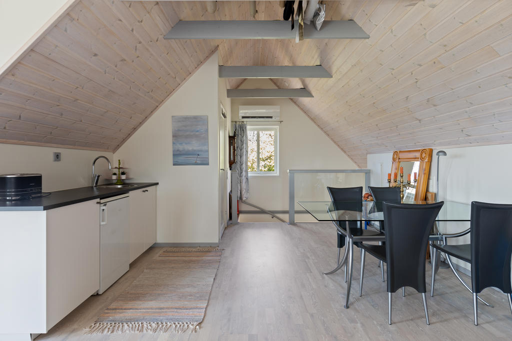 Bostad ovanför garaget