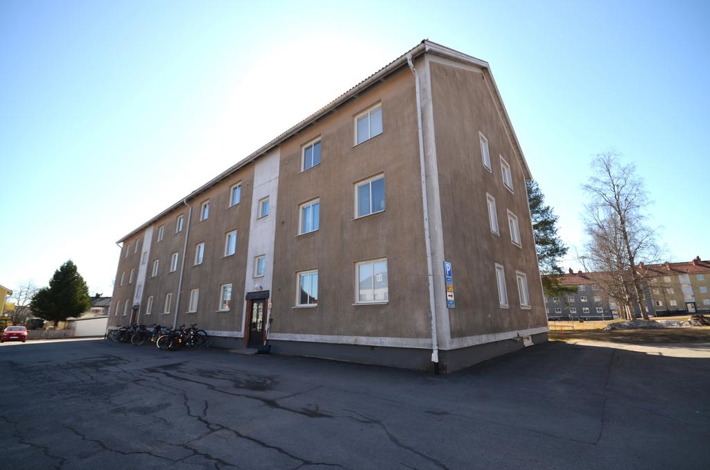 Entrésidan av huset