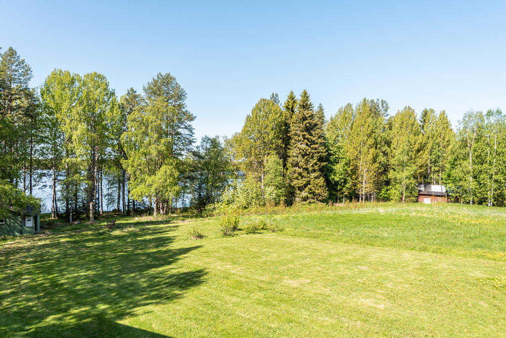 Fria ytor och lada för extra förvaring