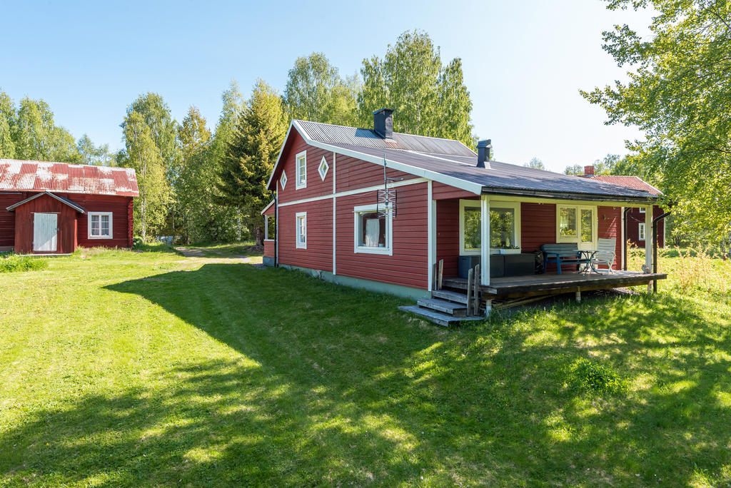 Uteplats inifrån köket