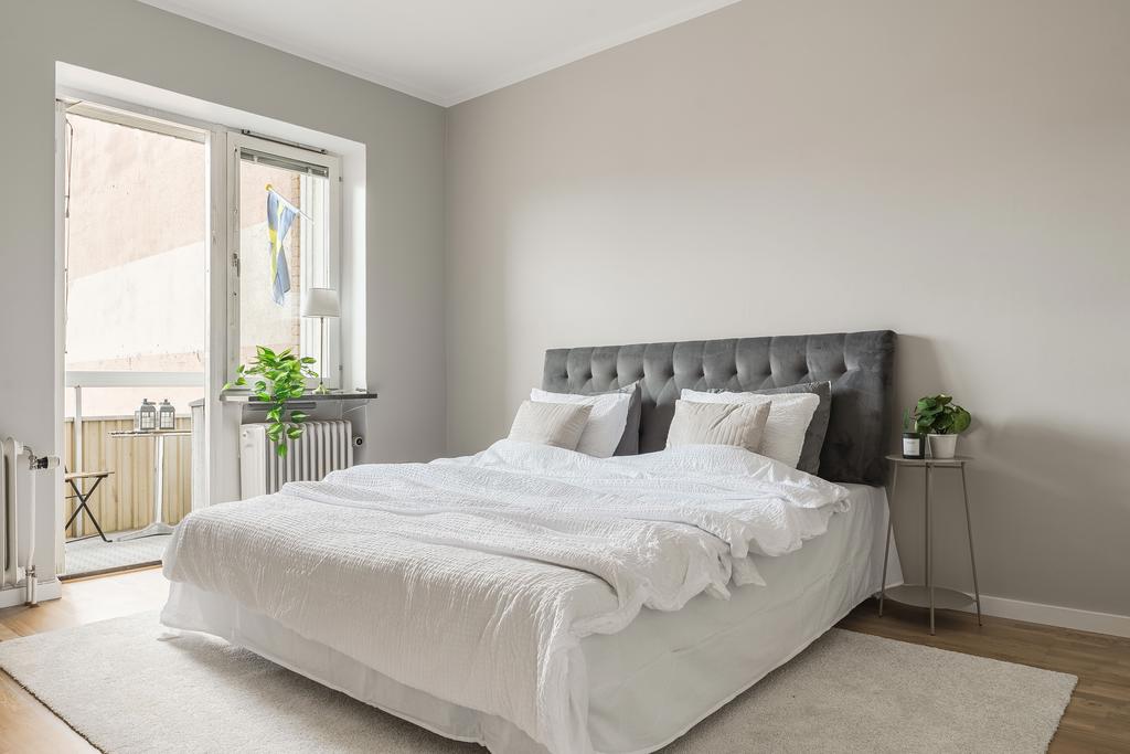 Master bedroom med egen balkong