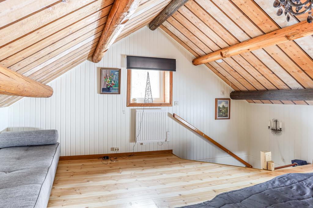 Sovloft huvudstugan