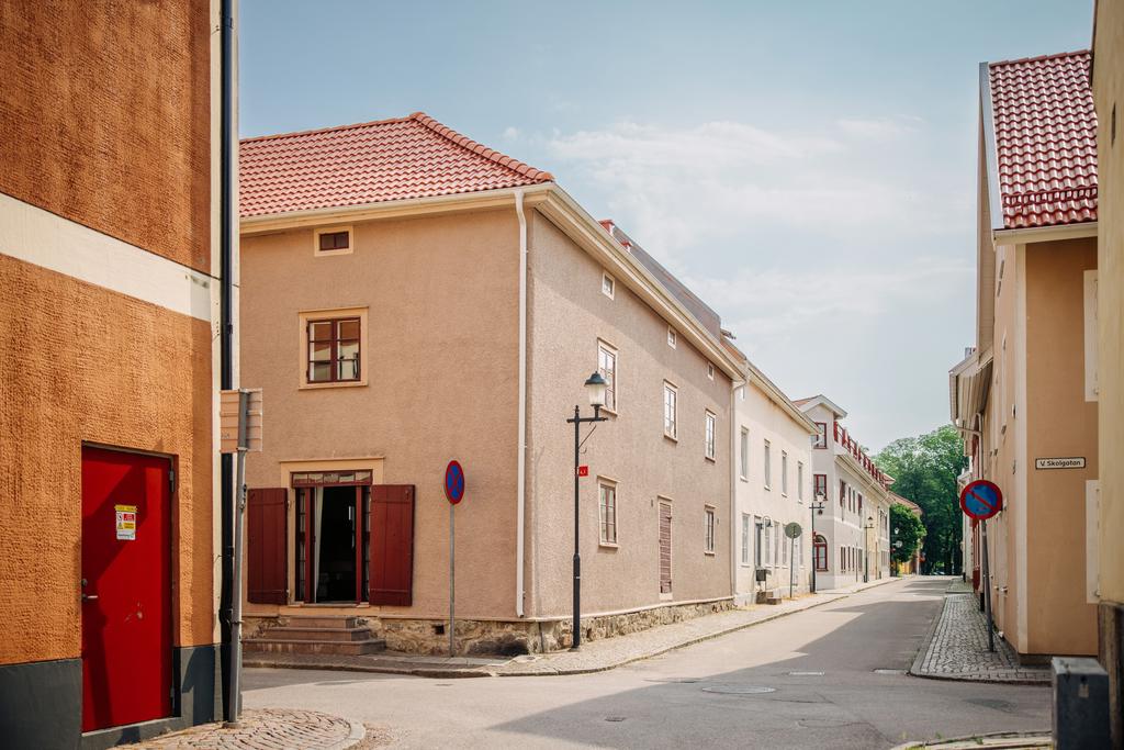 Västra Skolgatan 6