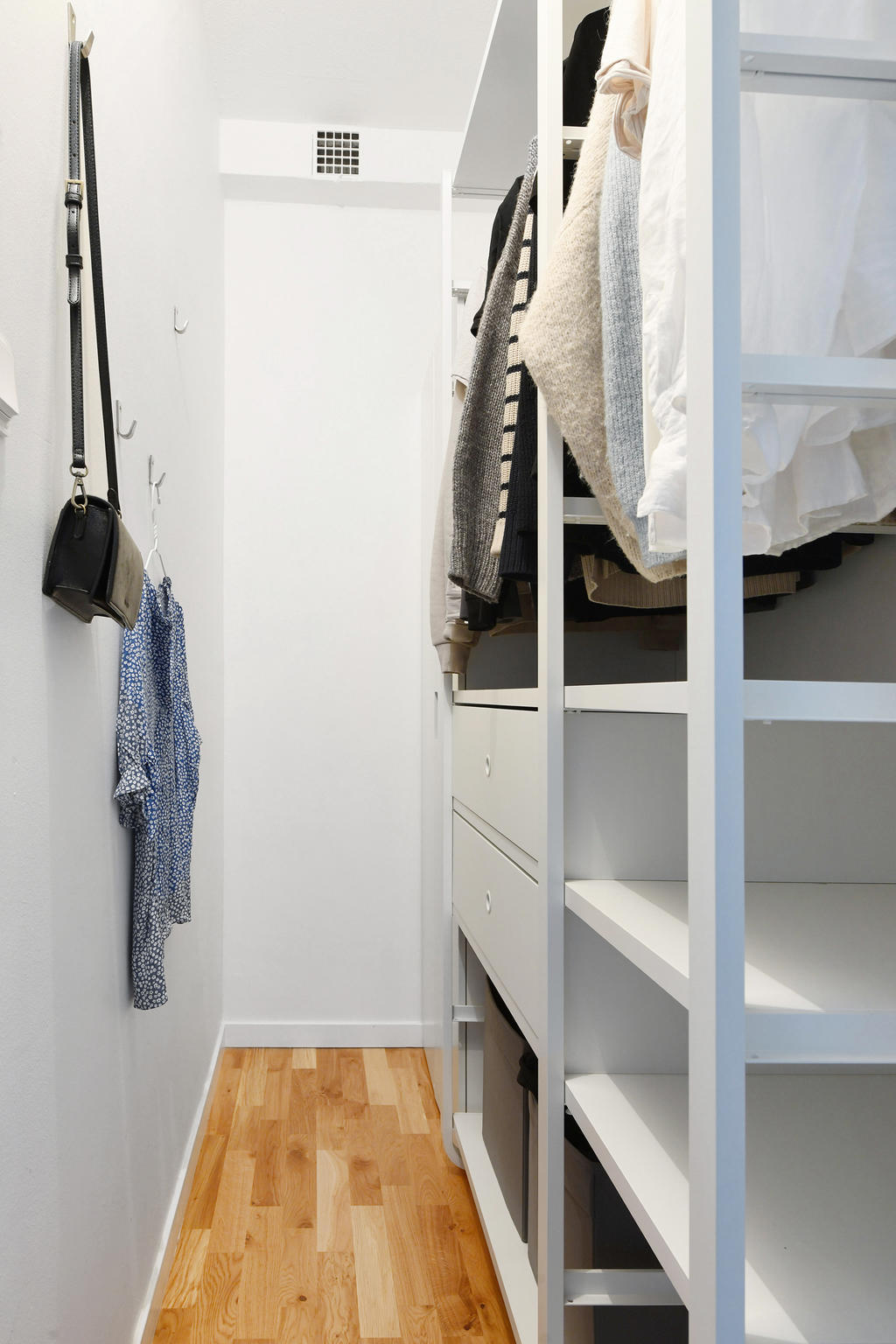 Walk in closet