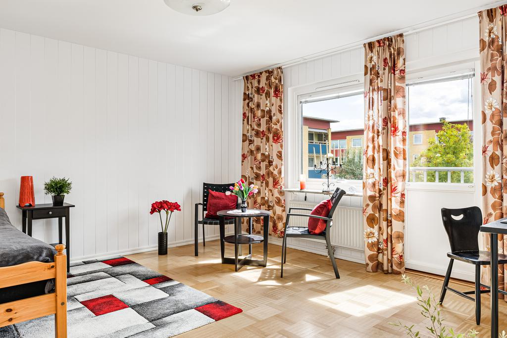 Trevligt rum med gott om plats 