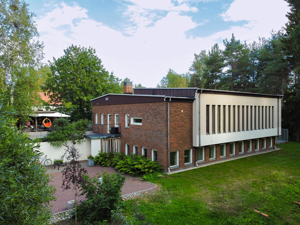 Byggnaden från nordväst