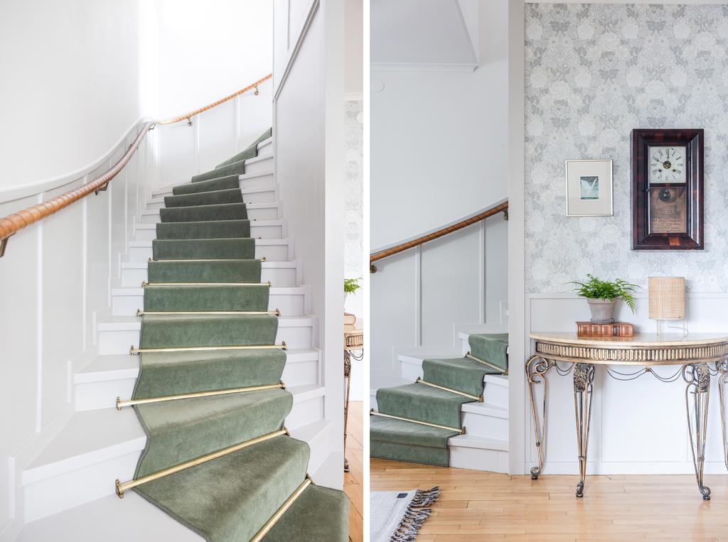Vacker trappa med bevarade detaljer