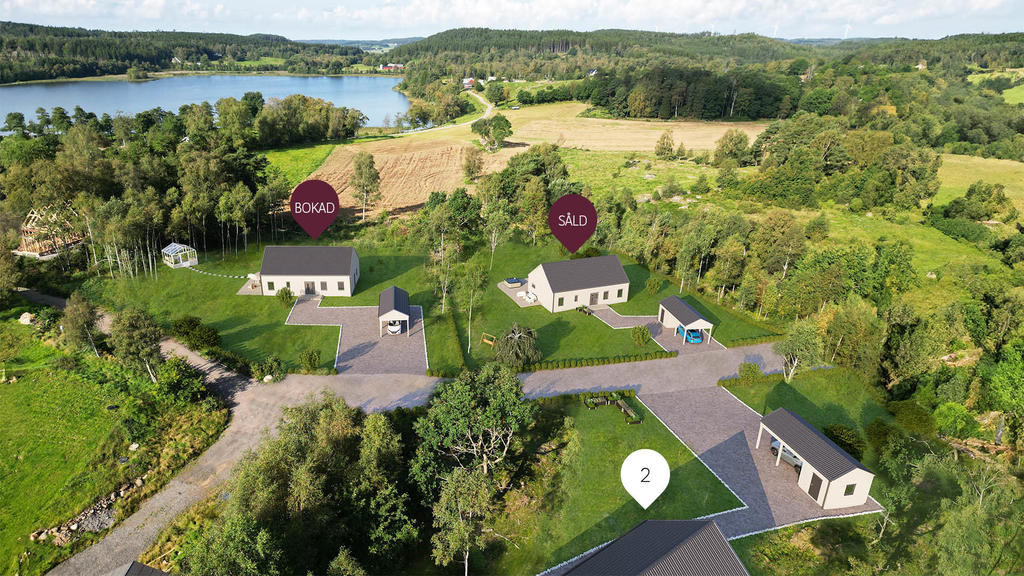 Drönarbild på tomten med husförslag i 3D