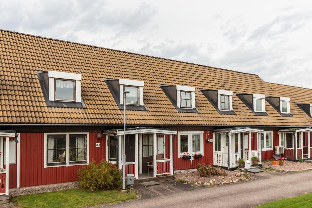 FRÅN GATAN
