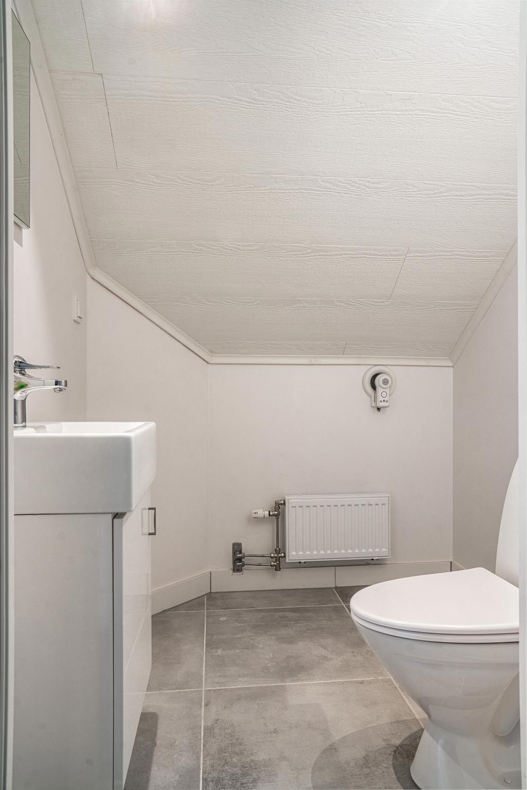 Wc på övre plan.