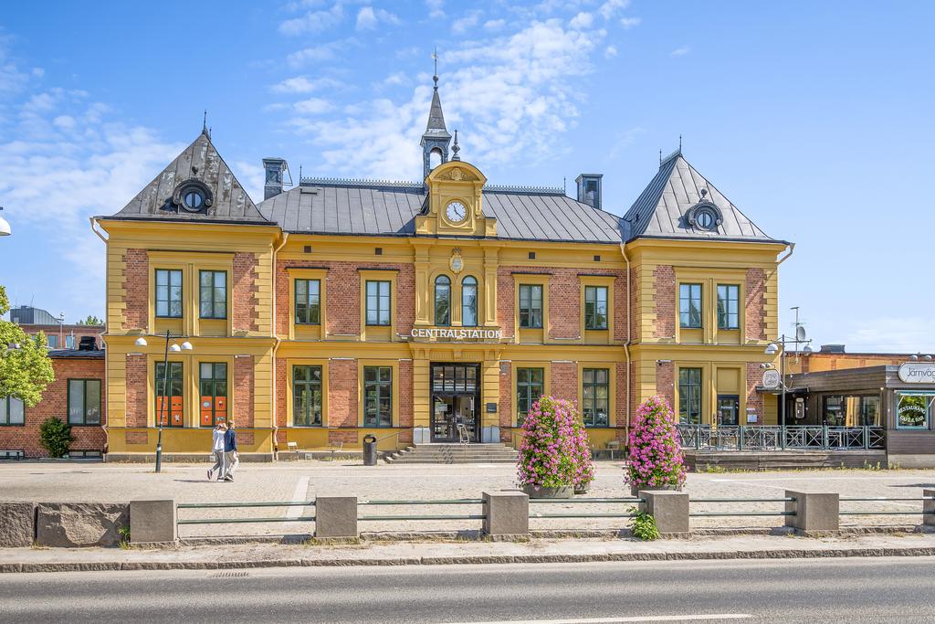 Ett stenskast till Centralstationen 