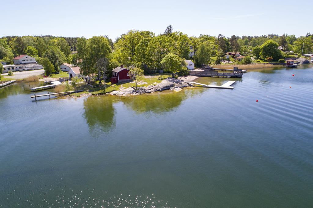 På gångavstånd, Linanäsbadet