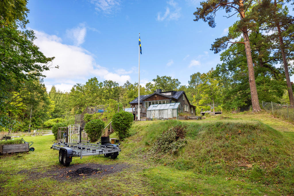 Infart Klubbgärdesvägen