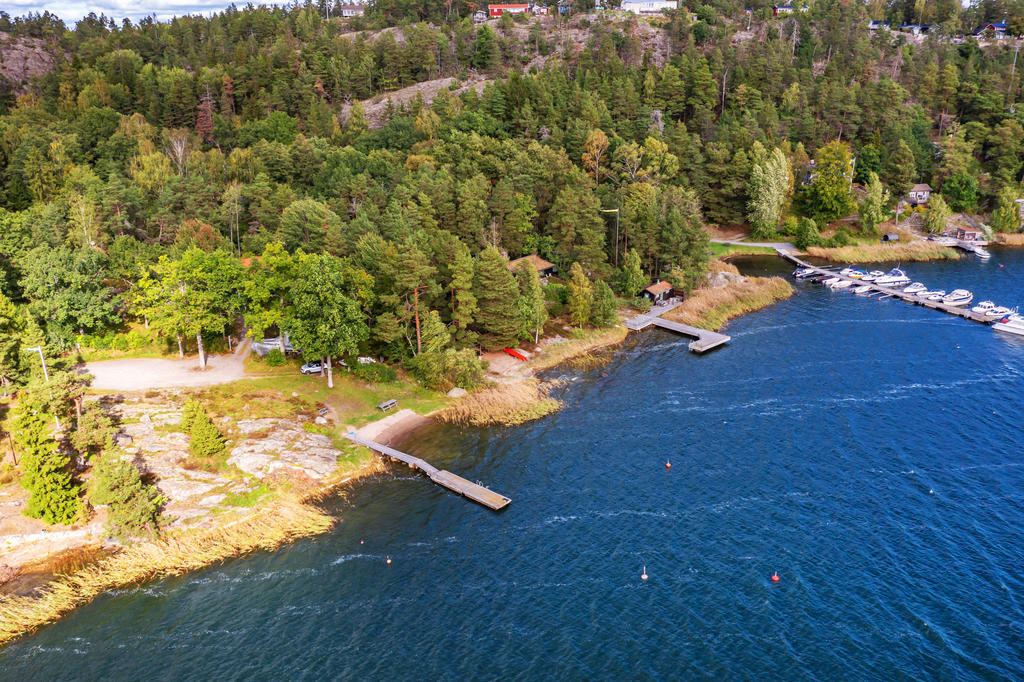 Privat båtplats & bad