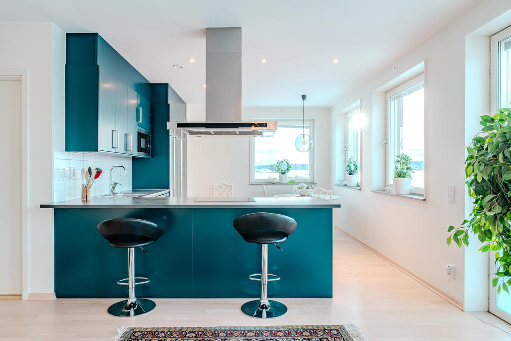 Läckert kök i härlig kulör!