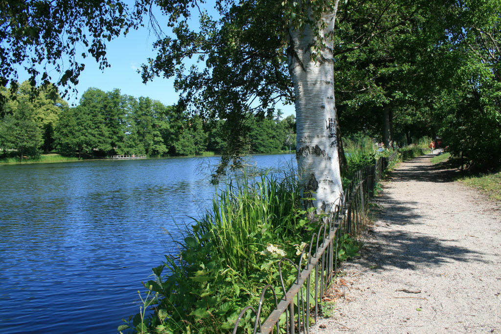 Å-promenad
