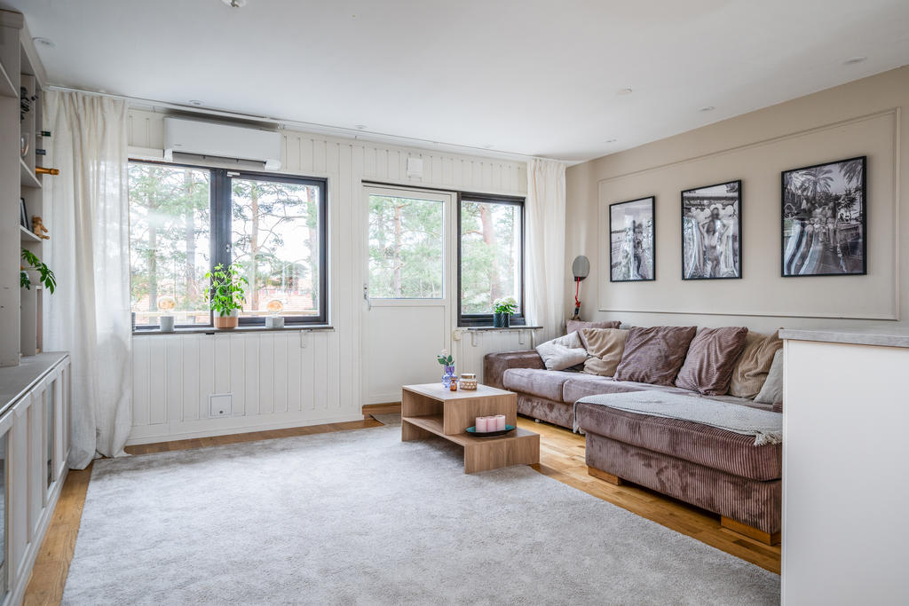 Plats för stor soffgrupp...