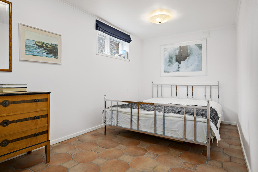 Sovrum källarplan