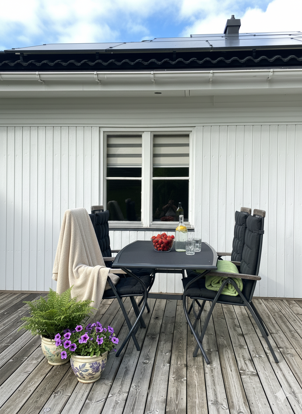 ---Med plats för fler sittgrupper
