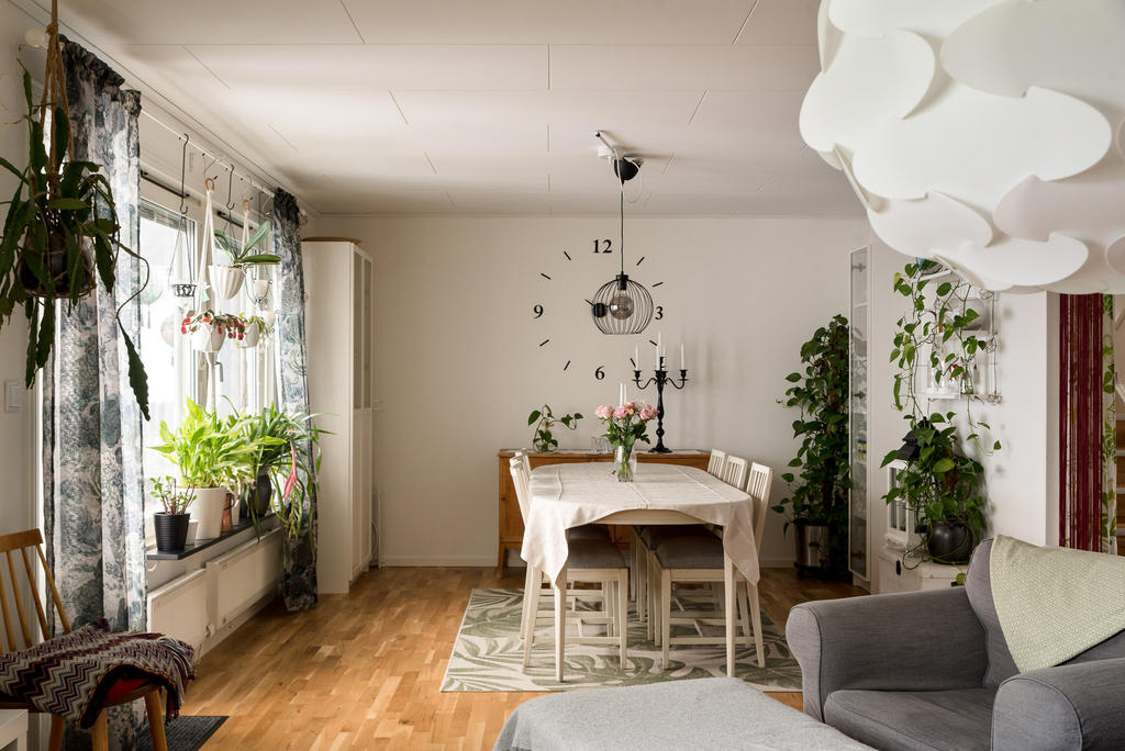 Matplats i vardagsrum