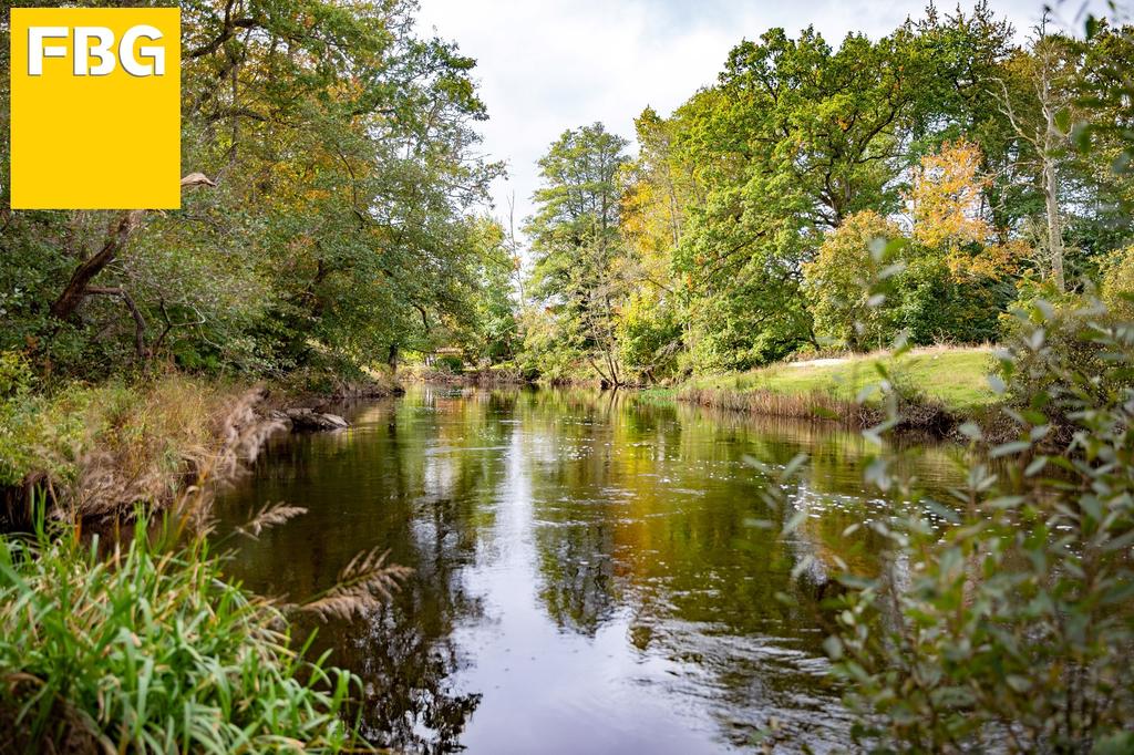Bild ifrån Falkenberg.se. 
Suseån är ett trevligt område att fiska i. Ån ringlar sig sakta genom ett vackert landskap!