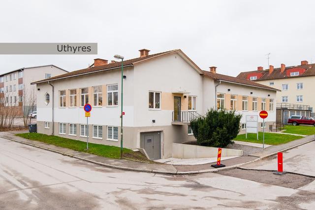 Välkommen till denna fina uthyrningslokal på Sågaregatan 1 och 3!