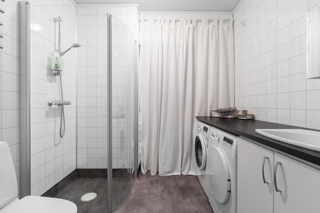 Badrum/tvättstuga entrévåning