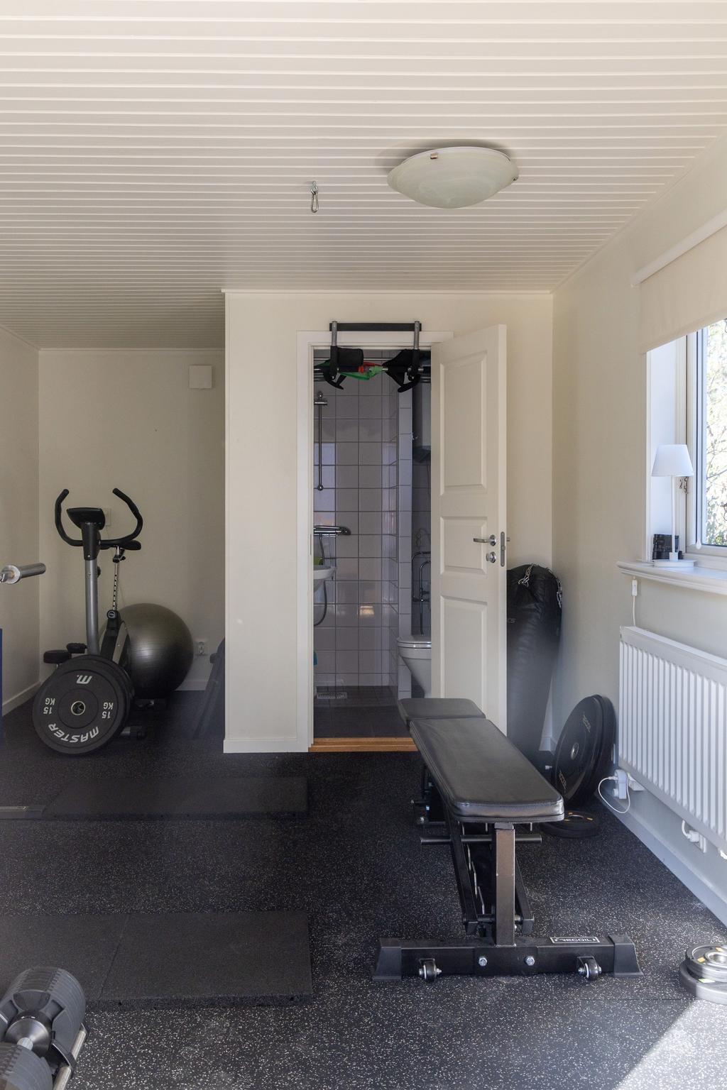 Gästrum/gym vid garage