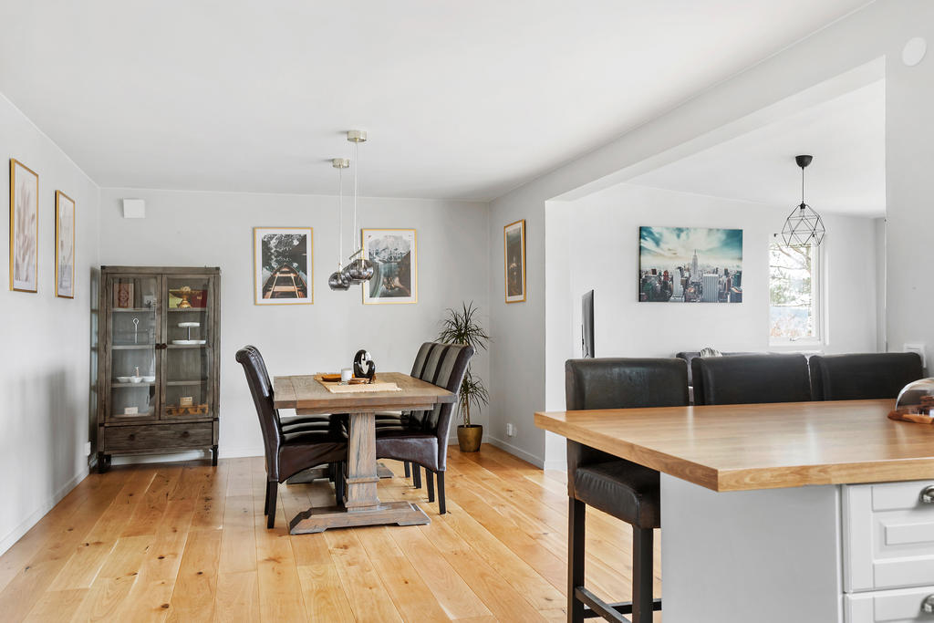 Gott om plats för matbord där alla nära och kära kan samlas utan att trängas