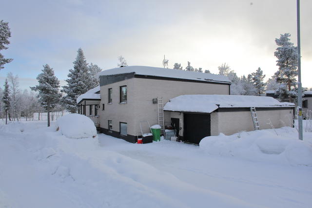 Slaggvägen 16 med hörntomt mot ytterkant