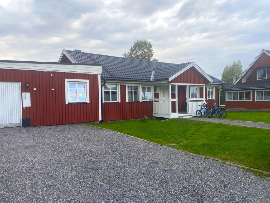 Fasad, framsida