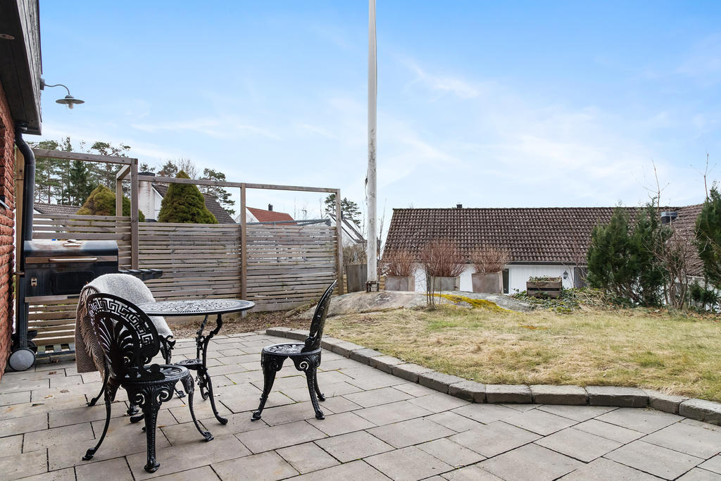 Terrass utanför utyrningsdelen
