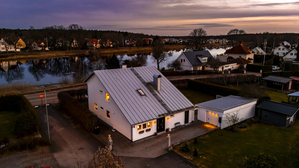 Varmt välkommen till denna magnifika villa!