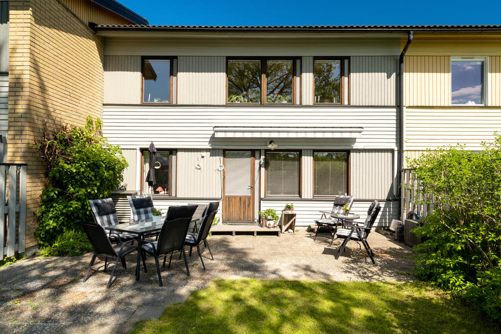 Uteplatsen på baksidan