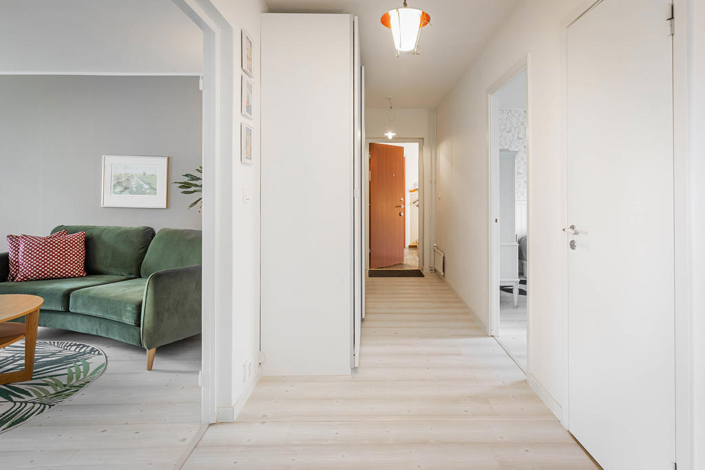 Hela lägenheten renoverades 2019