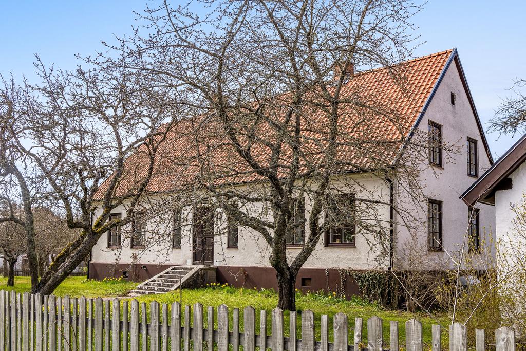Mangårdsbyggnad