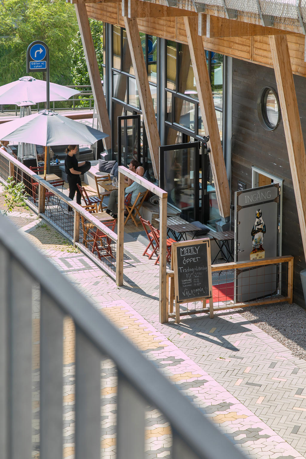 En trevlig restaurang i bottenplan