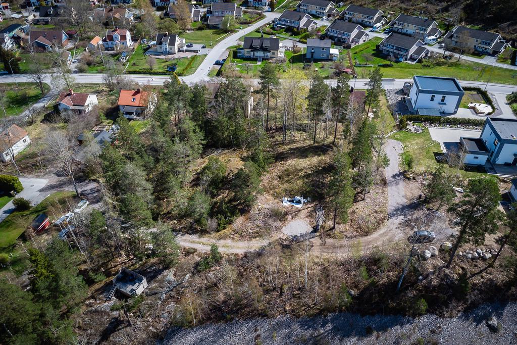 Sista tomten att bebygga på kullen