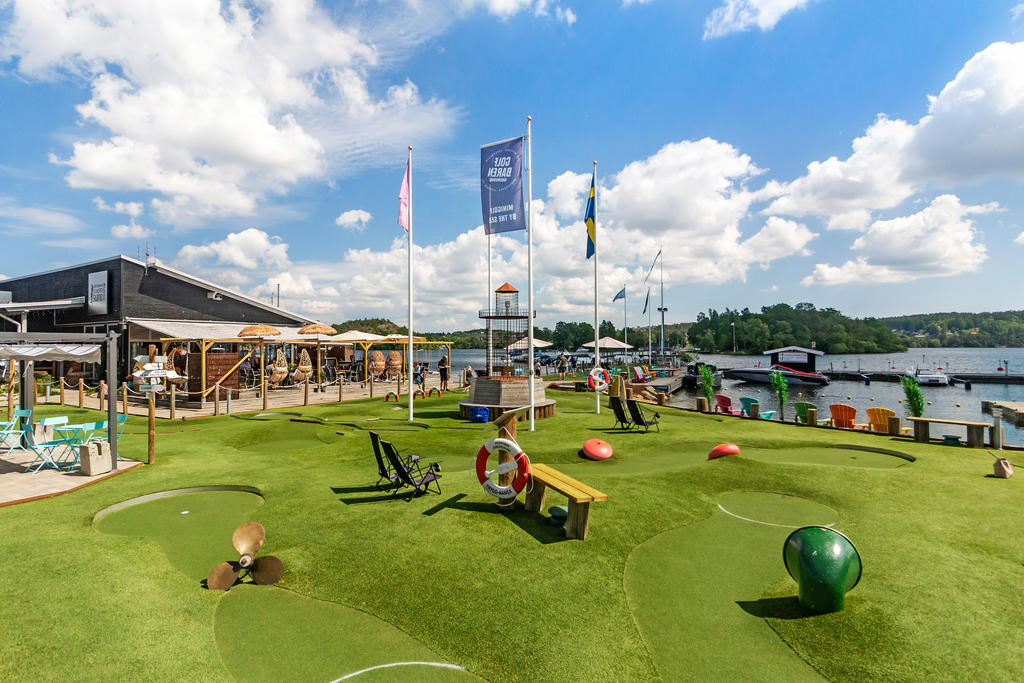 Minigolfbana & restaurang i Jungfrusund