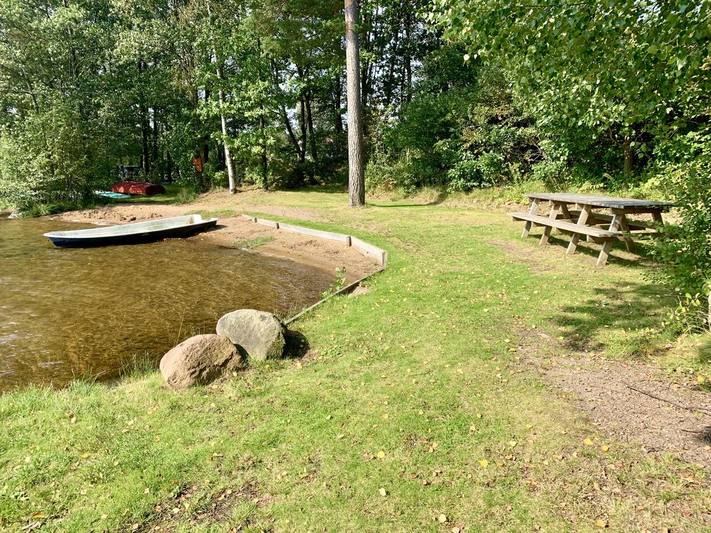 Här har man en access till sandstrand vid Nordsjön för bad och avkoppling. Nås via en stig från Bolåsvägen.