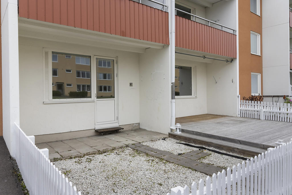 Stor uteplats i sydväst