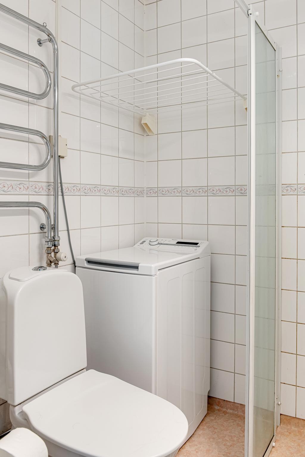 Tvättmaskin samt handdukstork