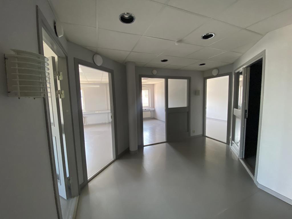 Lokal om ca 100 kvm - 4 kontorsrum samt kök 