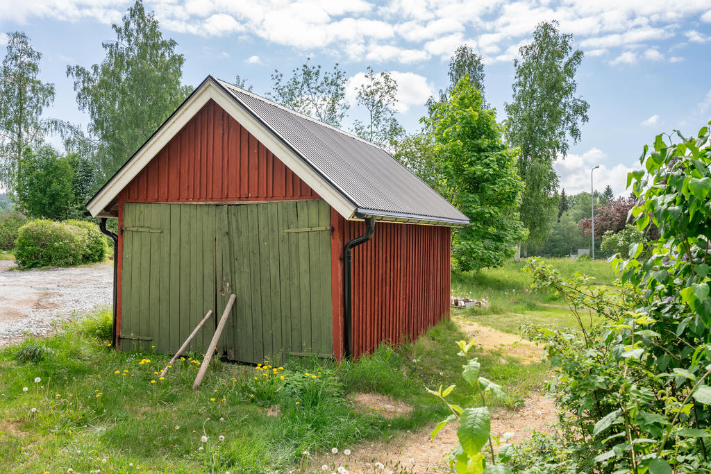 Förråd/garage om cirka 15 kvm