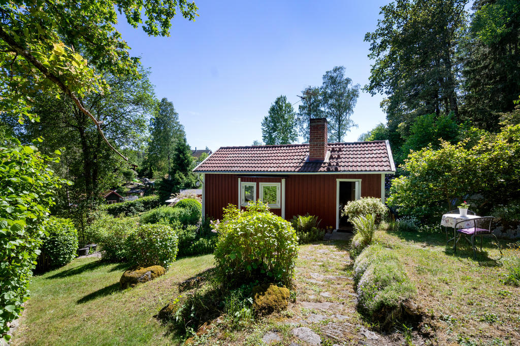 Gaveln av huset med utgång från köket