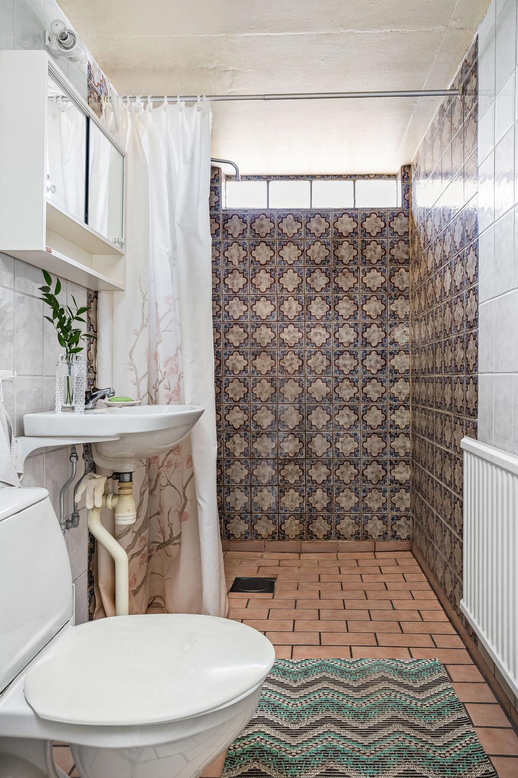 Helkaklad dusch/wc i källarplan