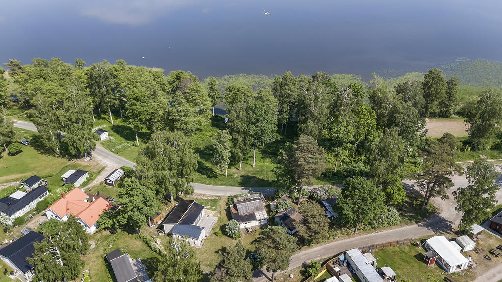 Ett stenkast till vattnet 