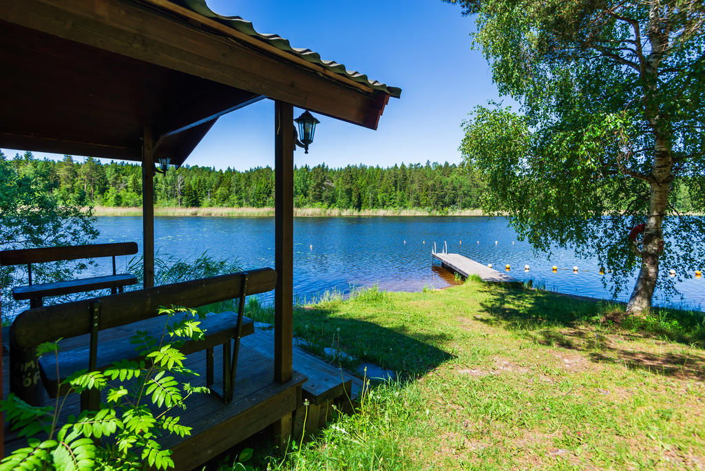 Badplatsen och bastun i samfälligheten