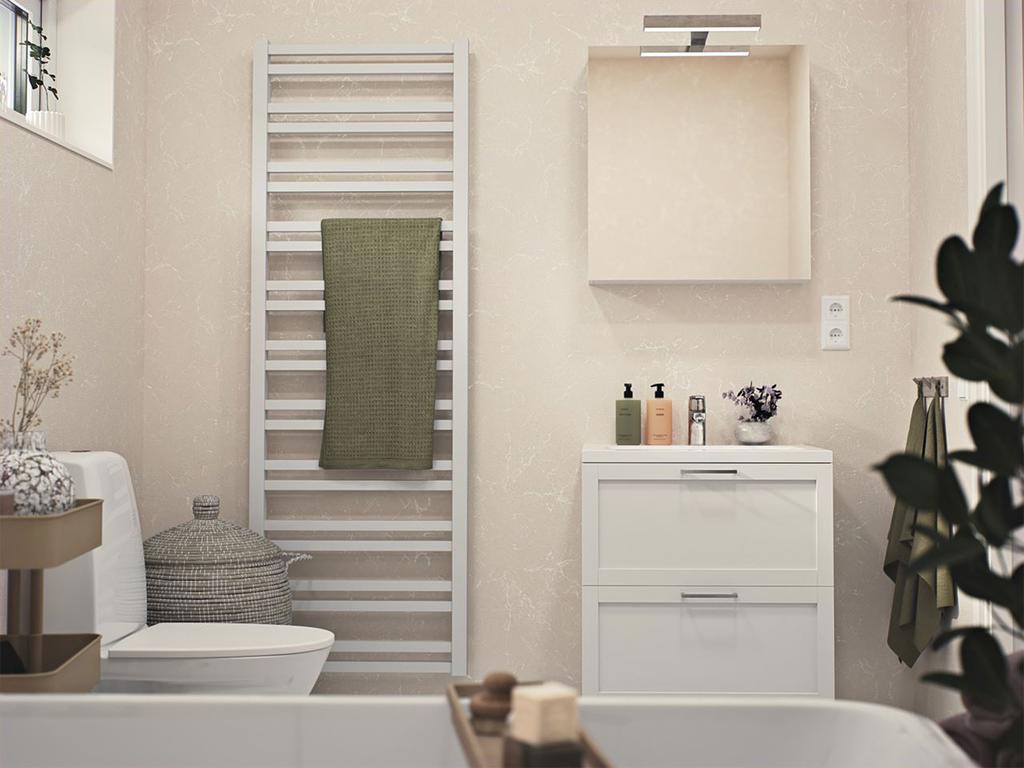 Observera att bilden är en illustration/rendering från SmålandsVillan och endast visar ett exempel på hur huset kan se ut när det är färdigställt. Vissa detaljer och materialval kan avvika från den slutgiltiga produkten, då det kan ske förändringar under byggprocessen eller på grund av personliga anpassningar. För exakt specifikation och slutgiltigt resultat, hänvisas till slutgiltiga ritningar och materialval som mäklaren bistår med.